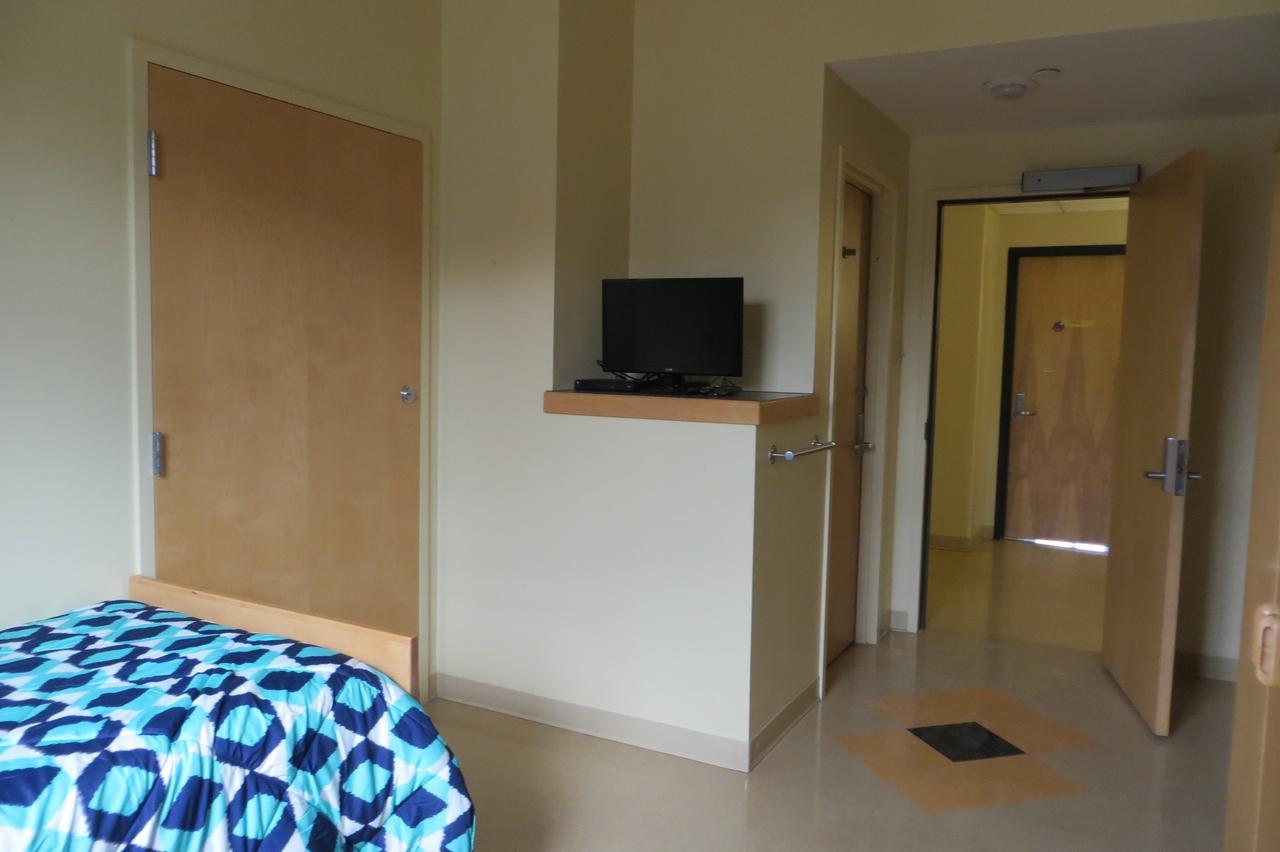 Mount Allison Summer Accommodations Саквилл Экстерьер фото