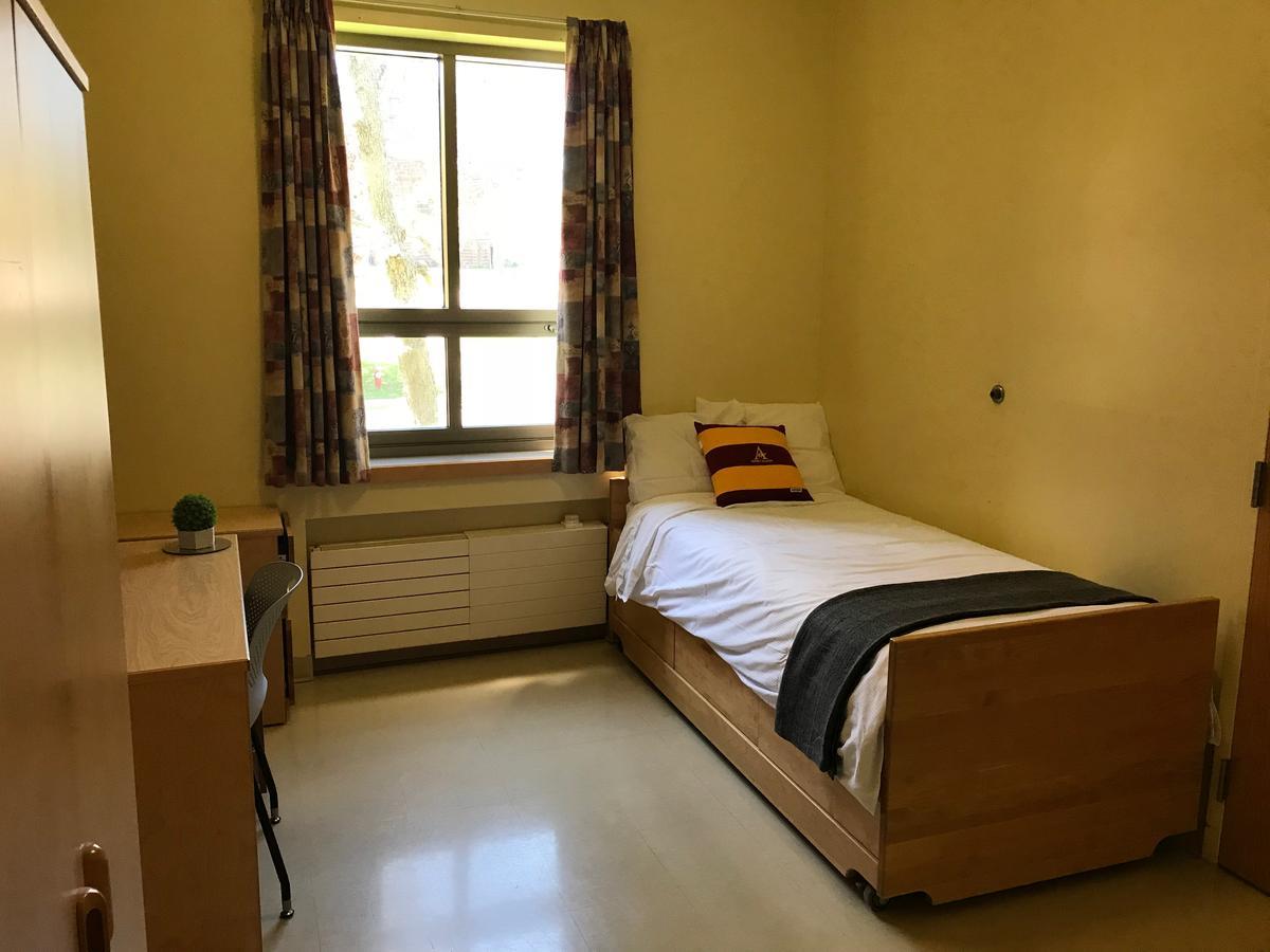 Mount Allison Summer Accommodations Саквилл Экстерьер фото