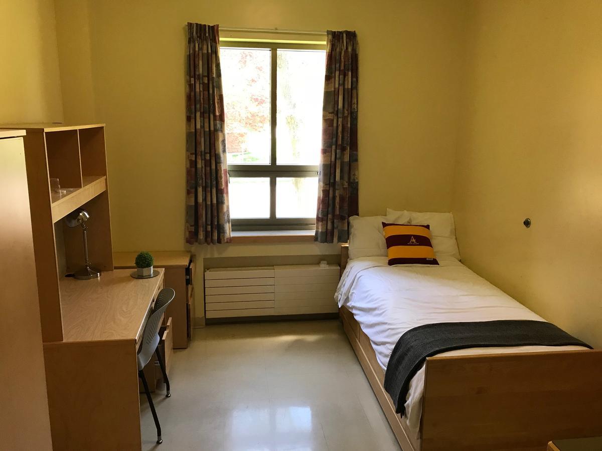 Mount Allison Summer Accommodations Саквилл Экстерьер фото