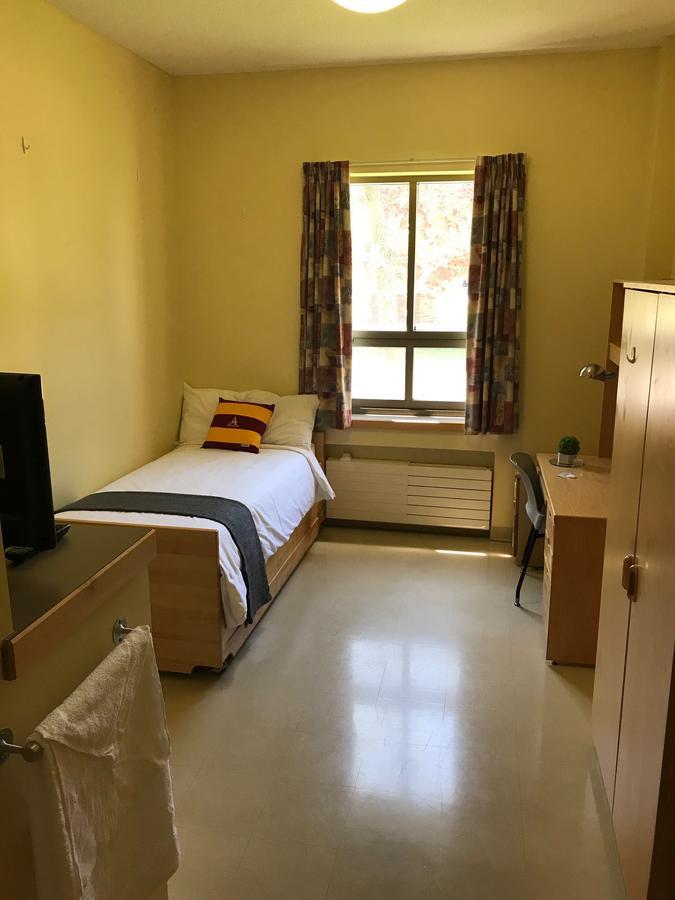 Mount Allison Summer Accommodations Саквилл Экстерьер фото